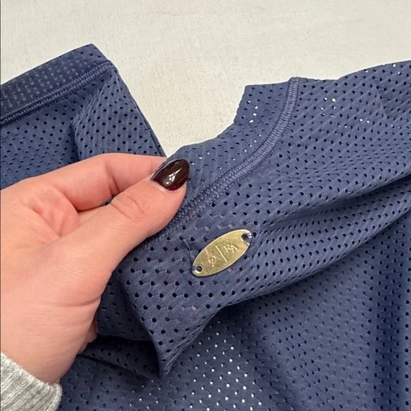 NWT Peloton Basketball Mesh Crew Neck Muscle Tank Indigo - Picture 4 of 5